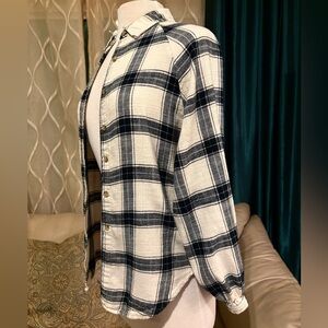 AE Oversize Full Sleeve Plaid Shirt